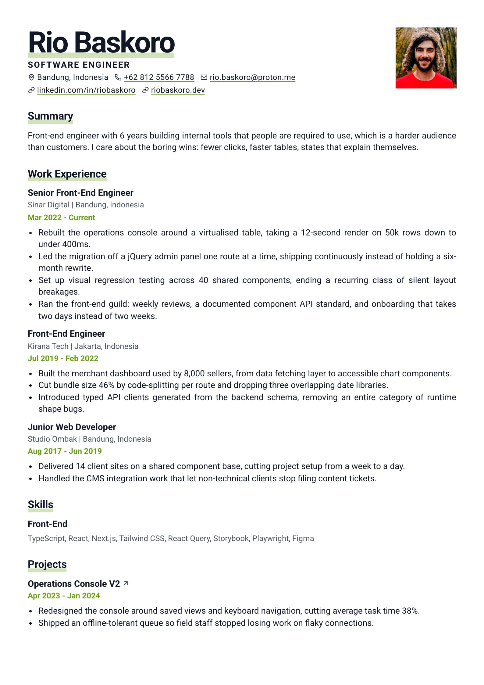 Bold Type Lime resume template